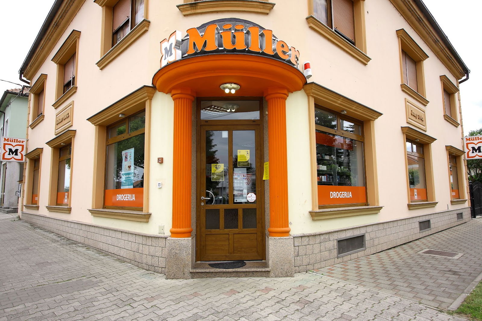 Müller