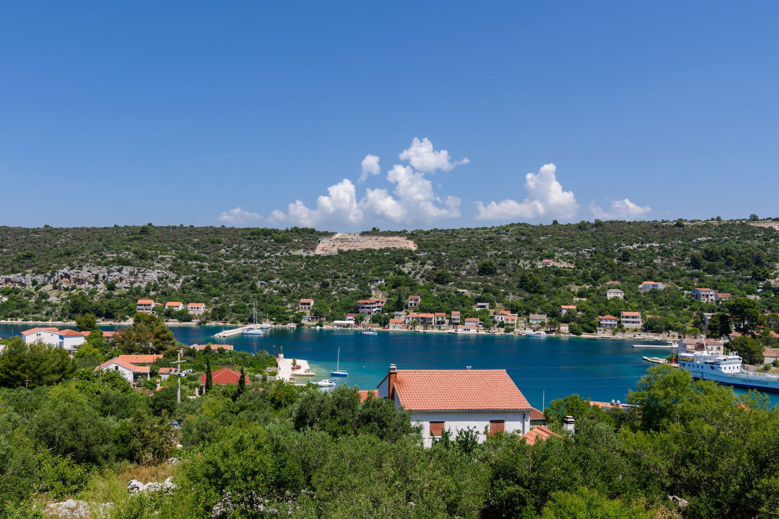 Zirona Grande Apartments