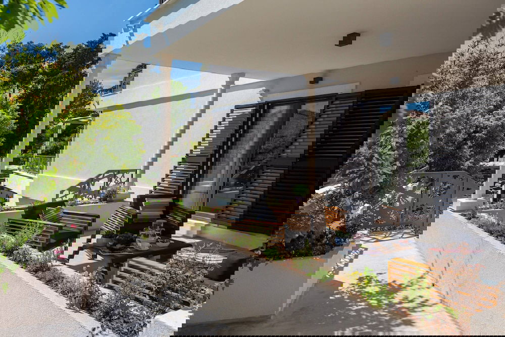 Stunning Villa Scorpaena w swimming pool