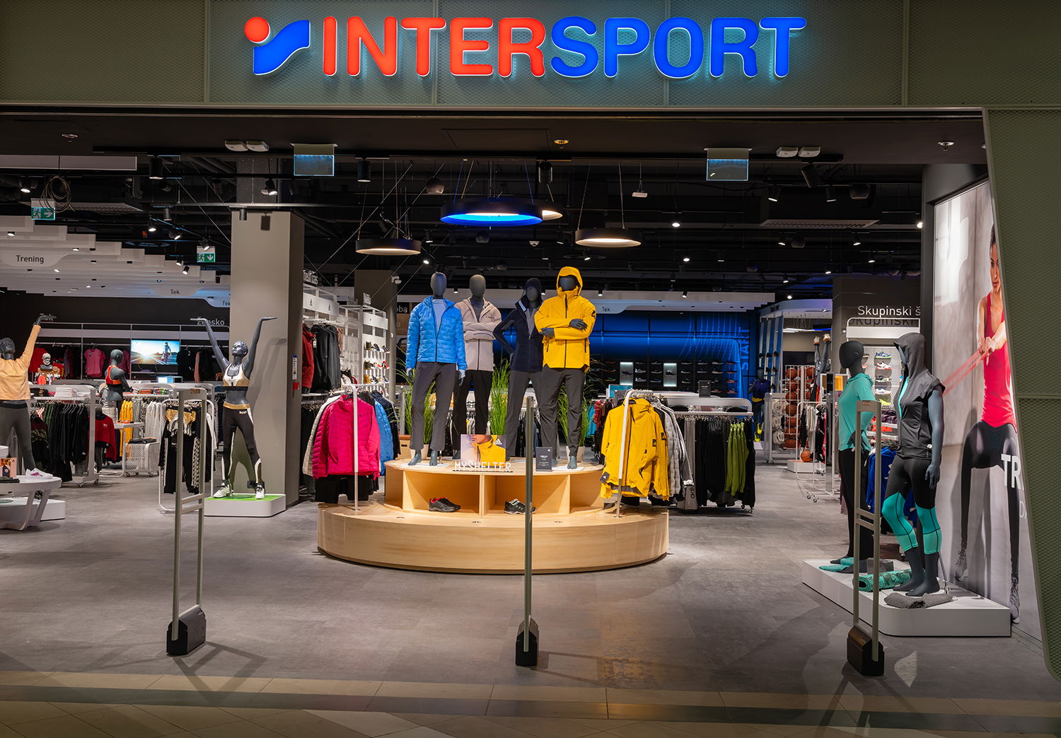 Intersport Isi, prodaja športne opreme in oblačil, d.o.o., poslovna enota Intersport Ljubljana