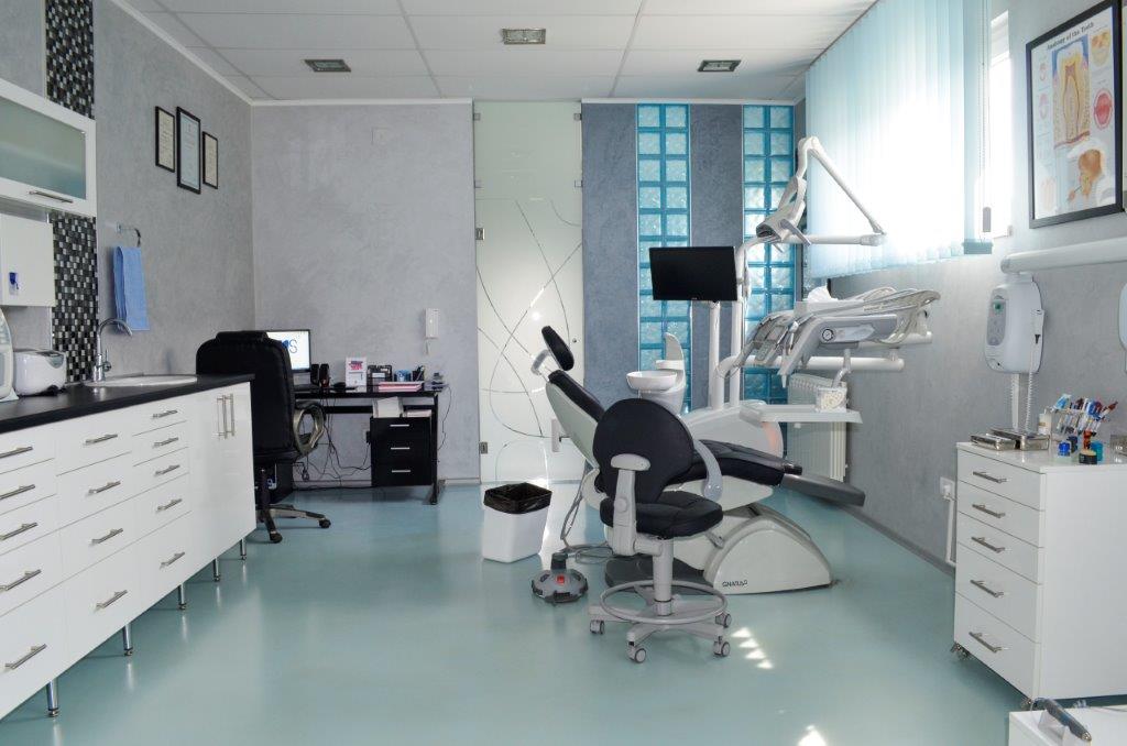Stomatološka ordinacija Dental Studio KRIOS
