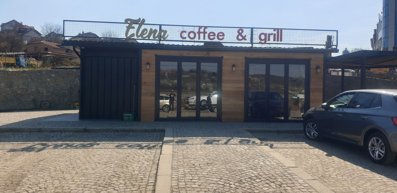 Elena - Caffe & Grill