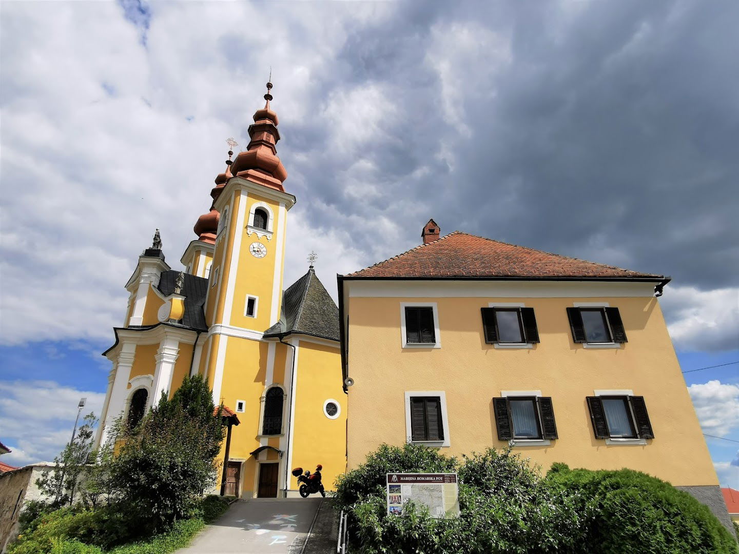 Župnija Sladka Gora