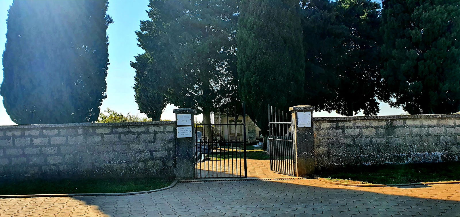 Muntić cemetery