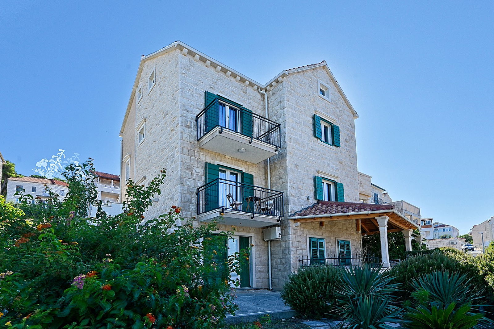 Art apartments Postira