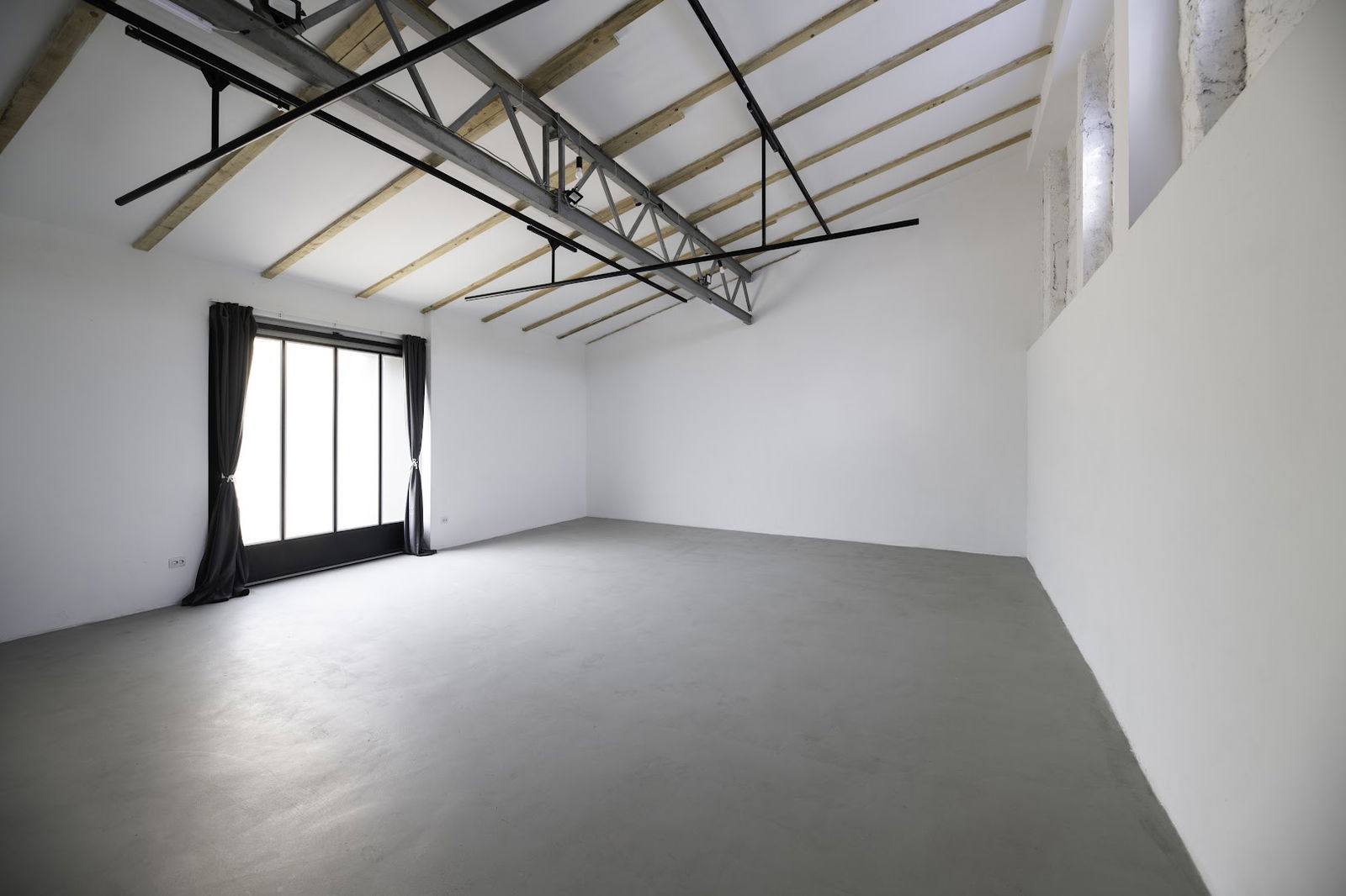 Studio-galerija Klet