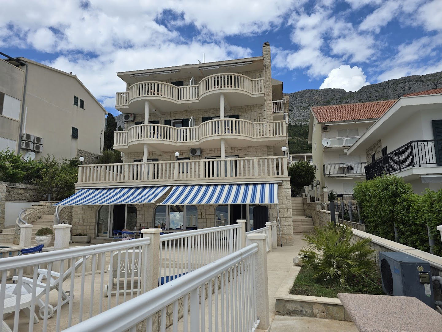 Apartments Villa Cetina