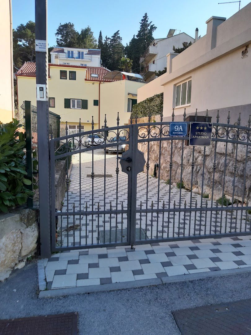 Topic Hill Apartments