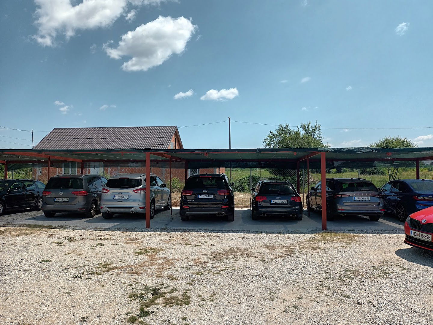 Airpark Zagreb-Parking Aerodrom Zagreb