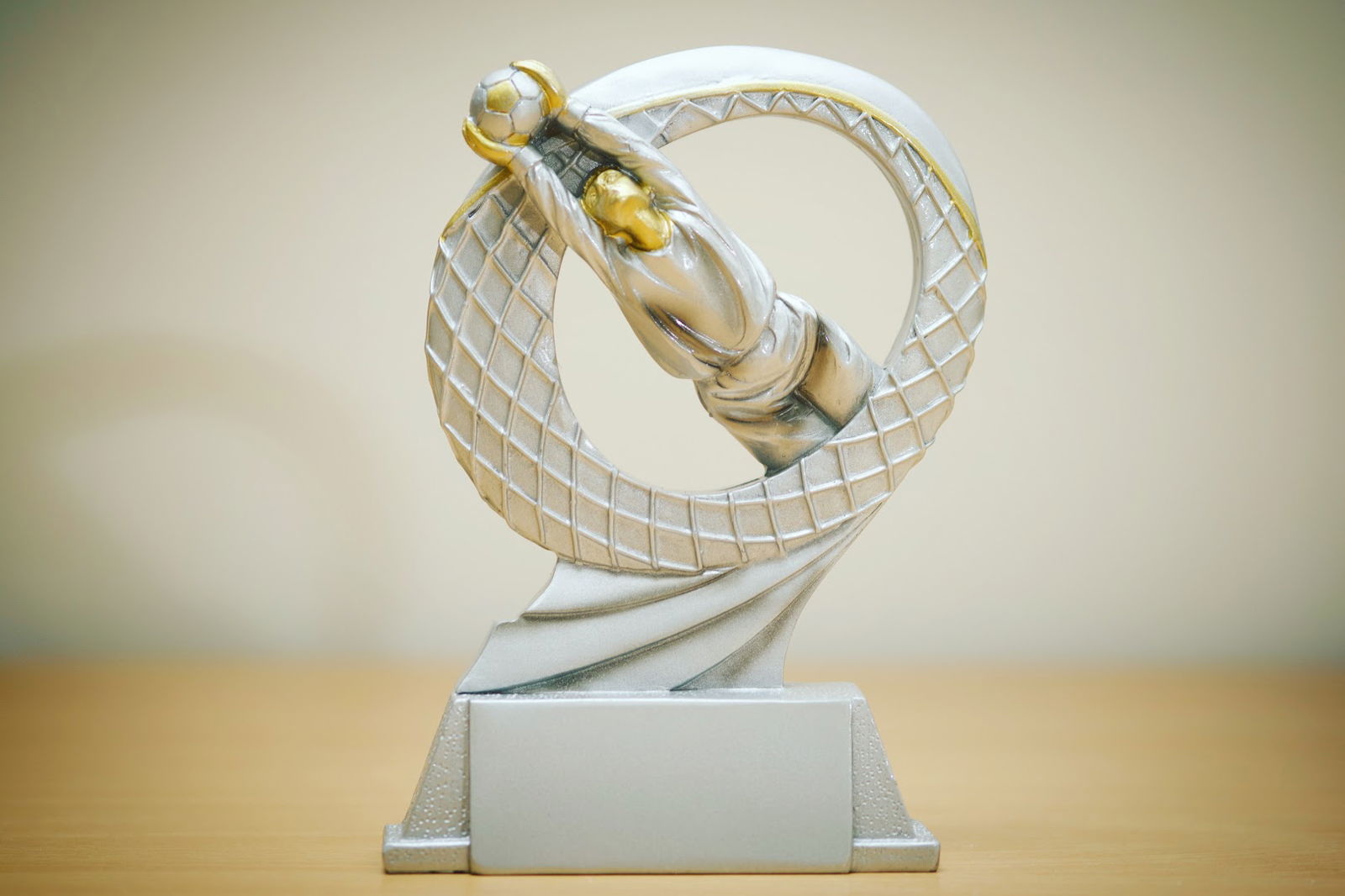 METALNA GALANTERIJA VRBANUS