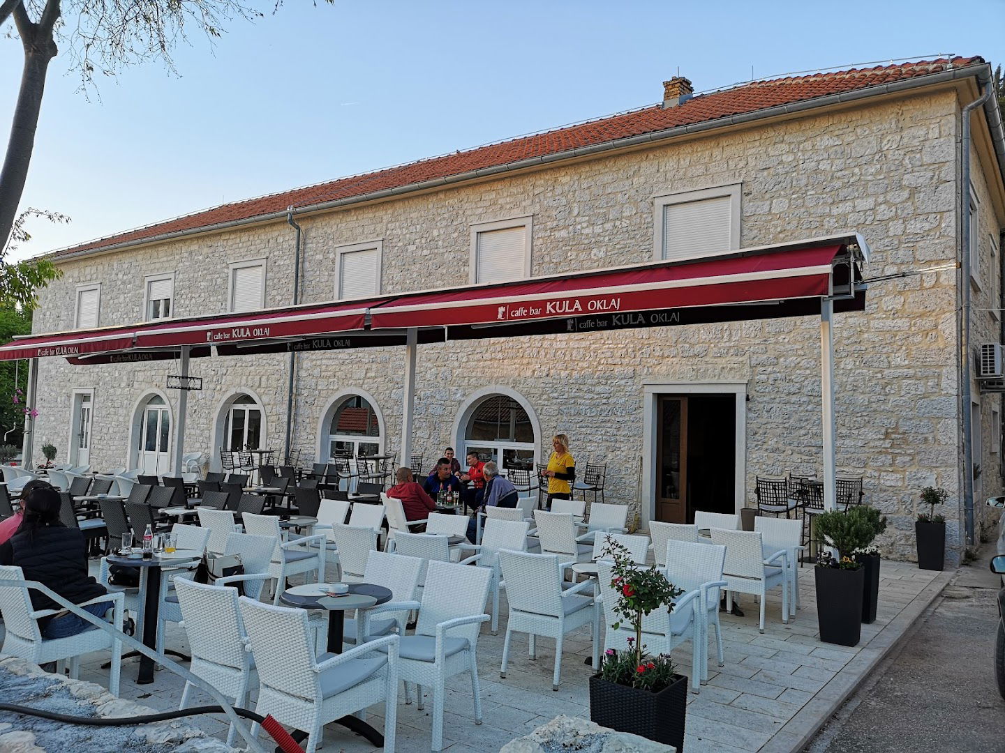 Caffe bar Kula Oklaj