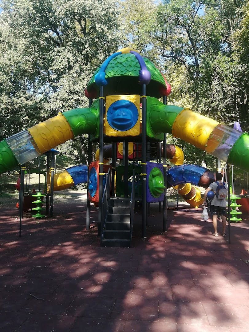 Pećina Children's Park