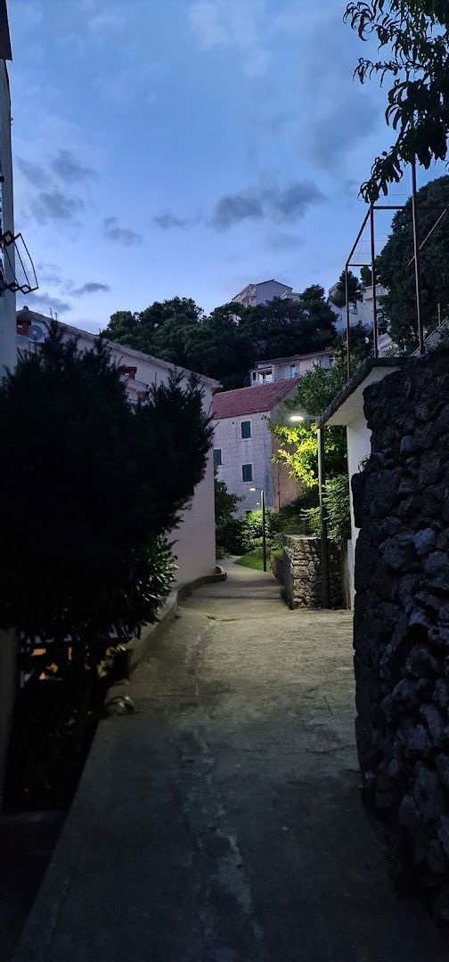 Brela, Hotel Berulia