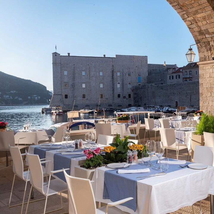 Gradska kavana Arsenal Restaurant