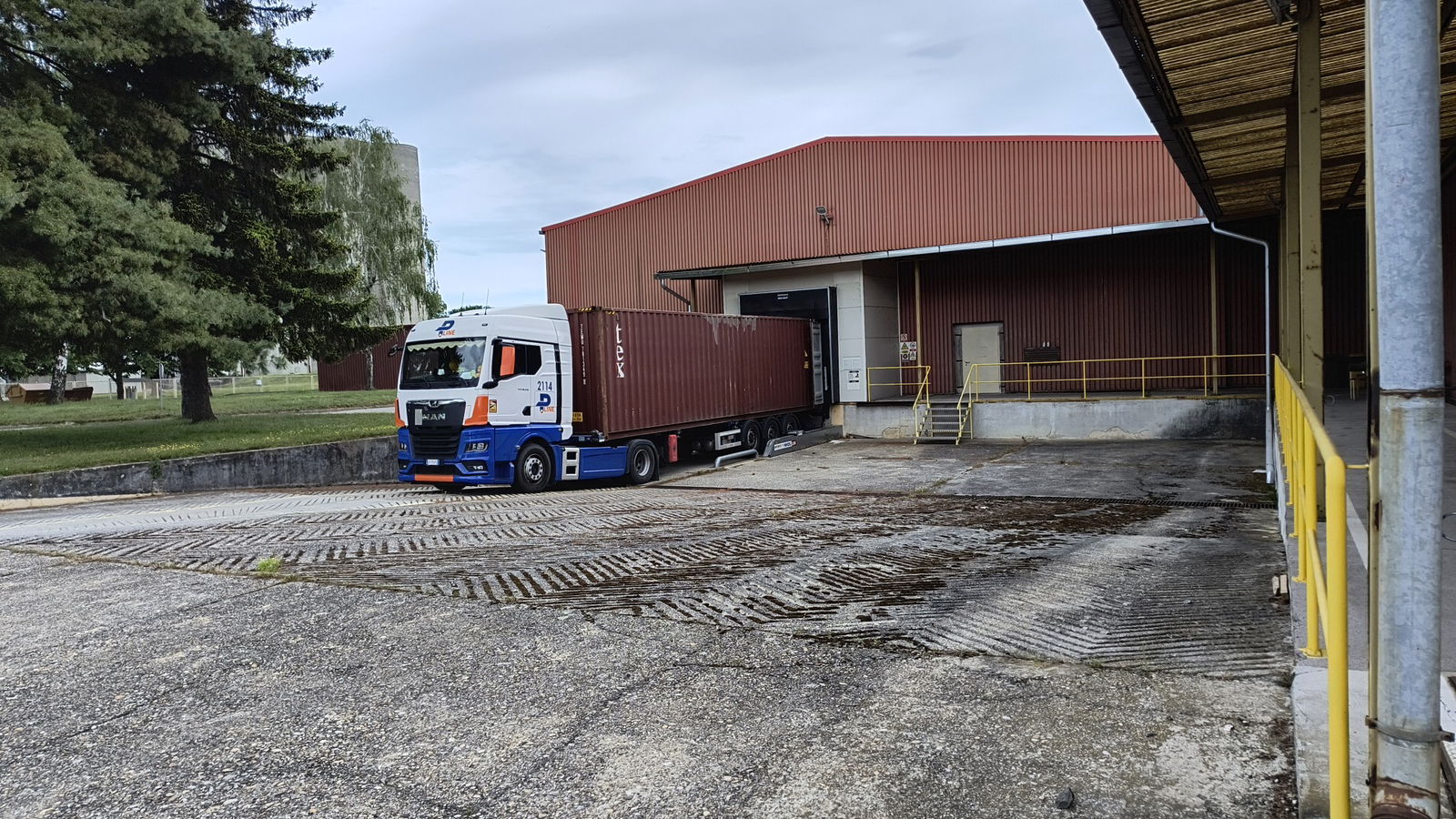 Hrvatski duhani d.d.