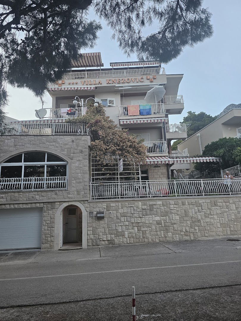 Villa Knezović
