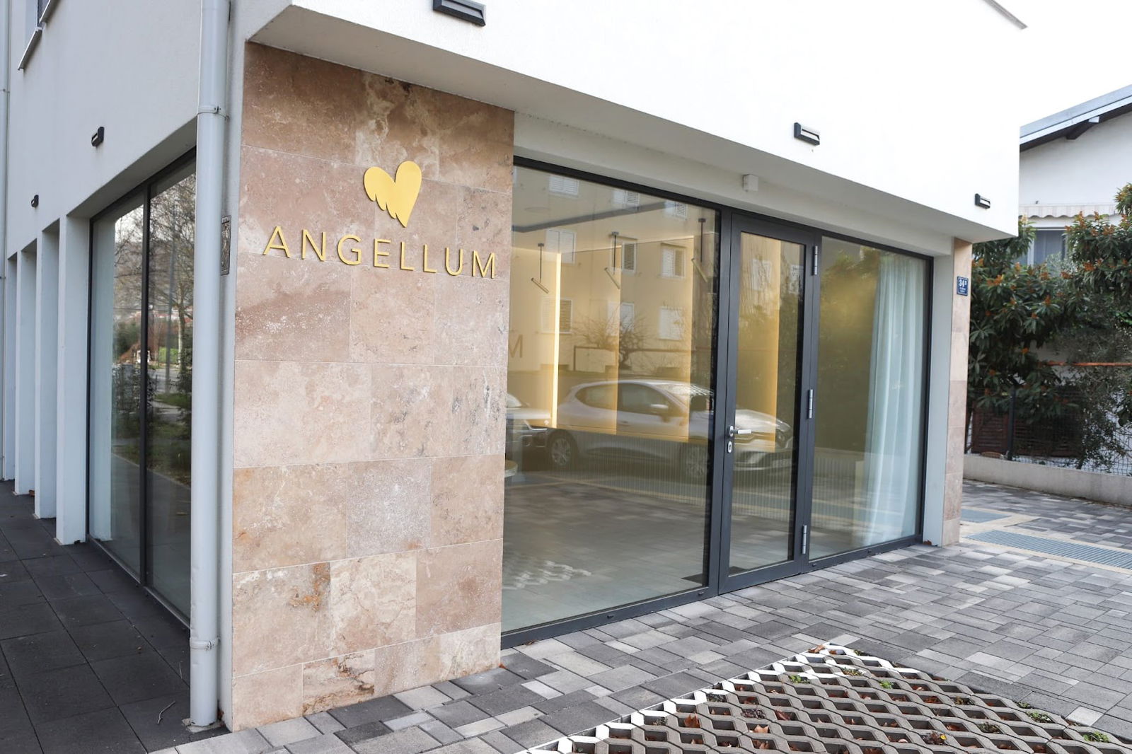ANGELLUM store
