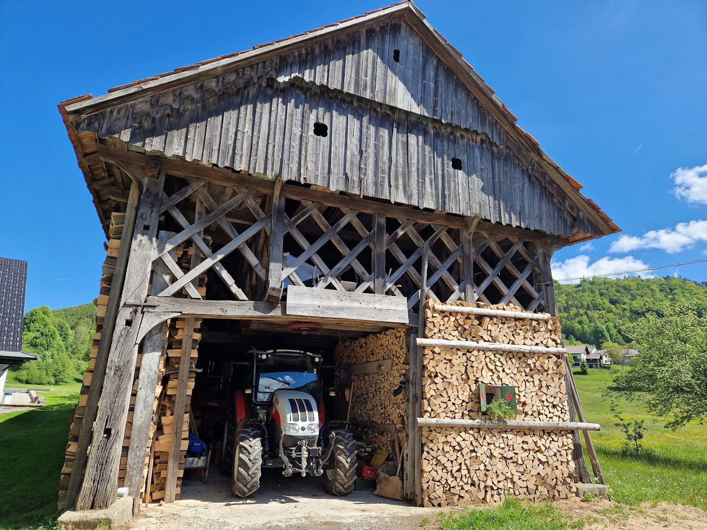 Krimček bar, gostinske storitve, Nataša Petrič s.p.