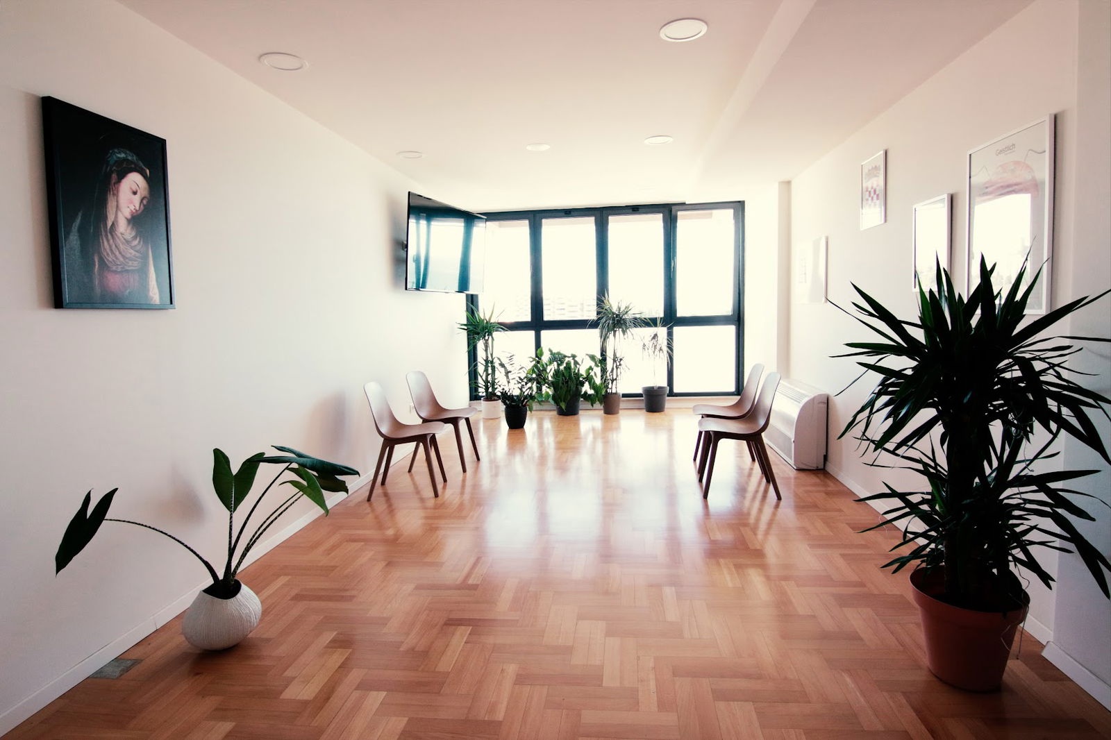 Perioplan - Parodontologija i Oralna Kirurgija Luka Prolić & Marija Roguljić