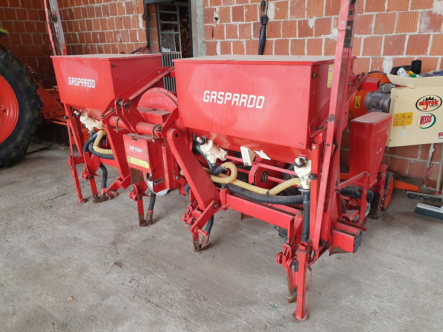 NOVOSEL PROMET D.O.O.