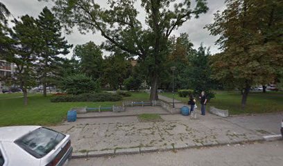 Park narodnih heroja Доставите неке информације о овом месту. Ово место ће бити јавно видљиво. 