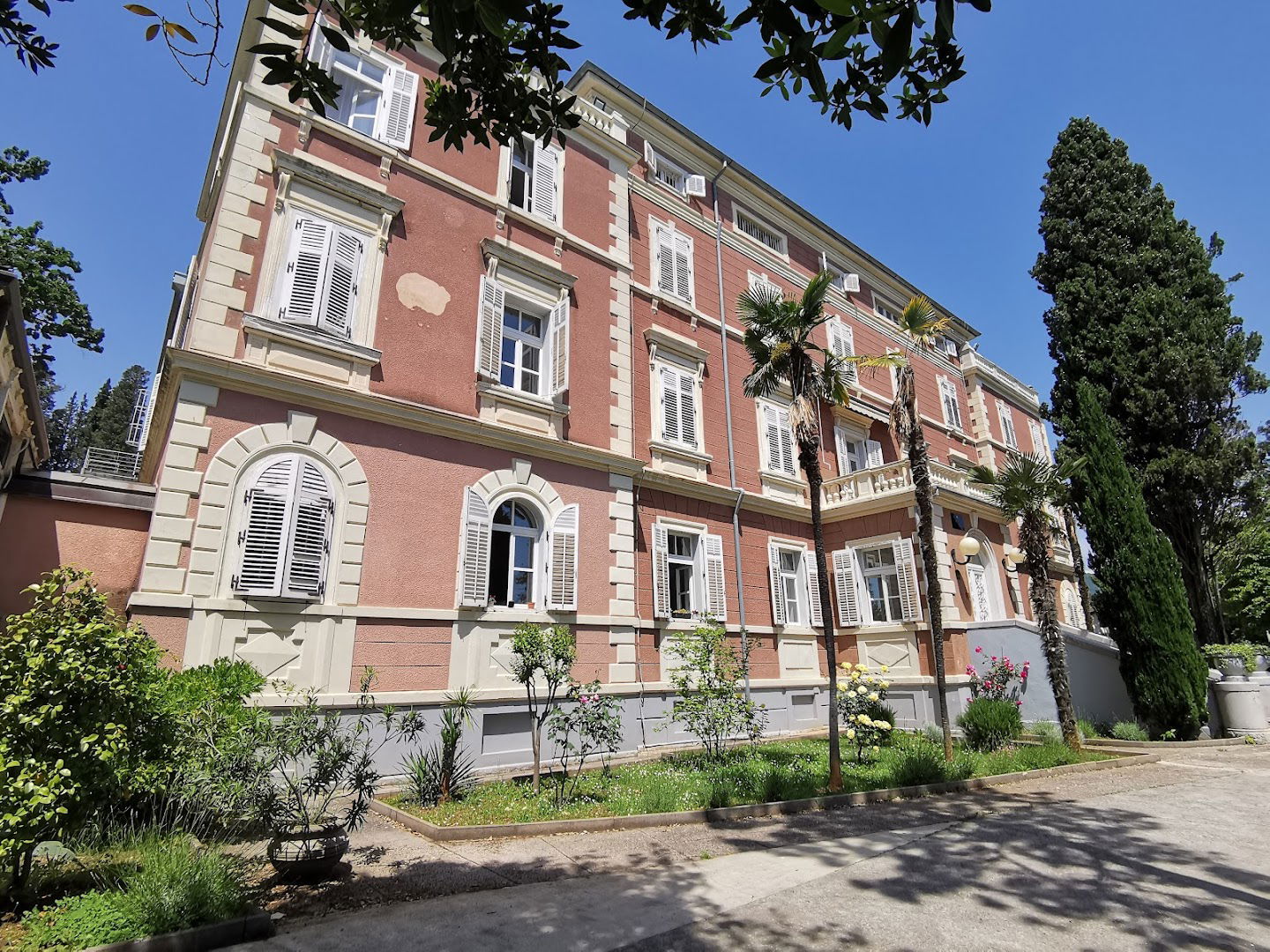 Faculty of Tourism and Hospitality Management