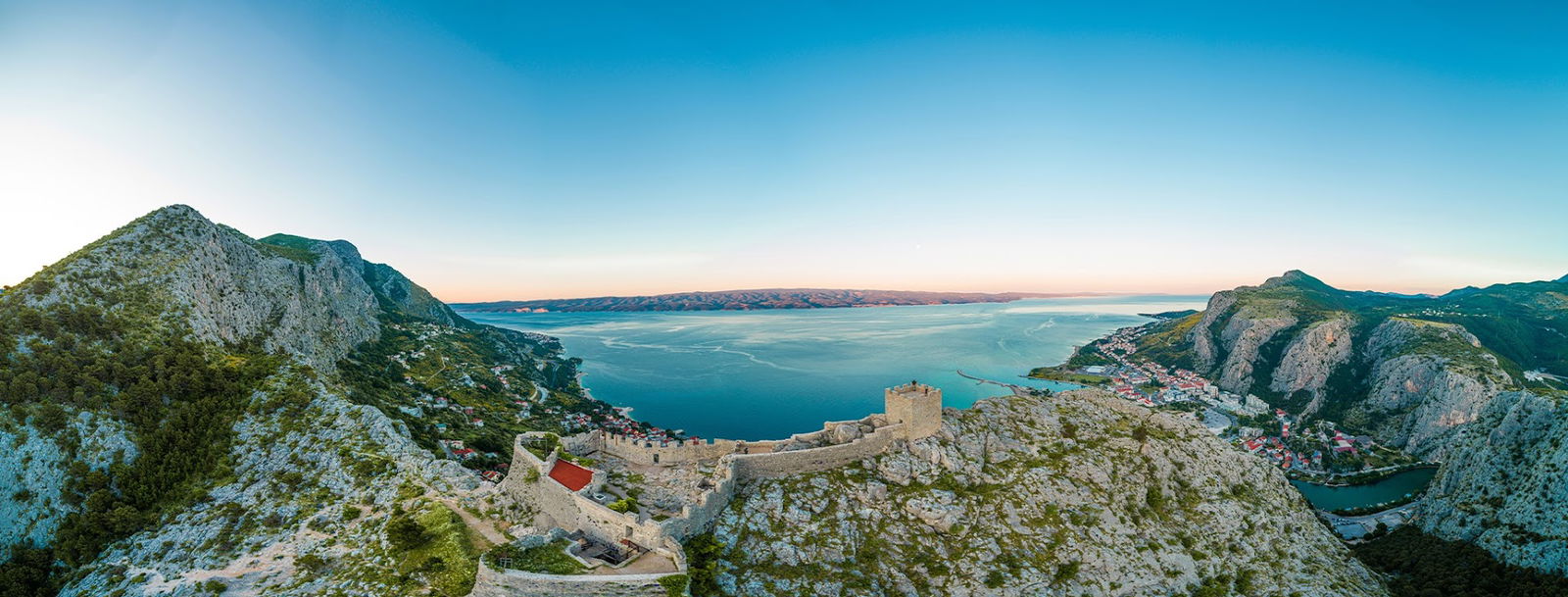 Robinson Rafting Croatia - Magic World Adventure