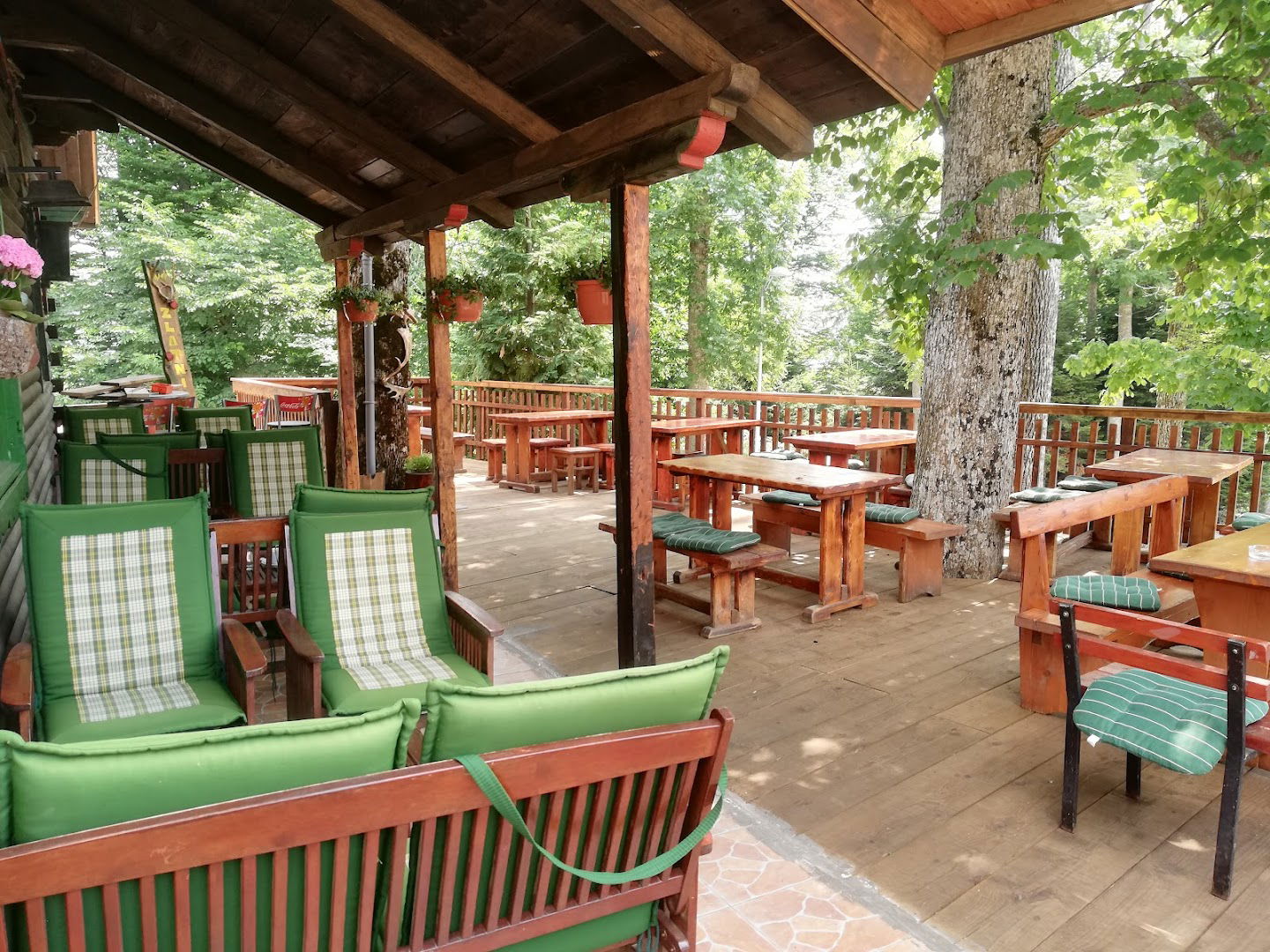 Restoran Zlatni Medvjed