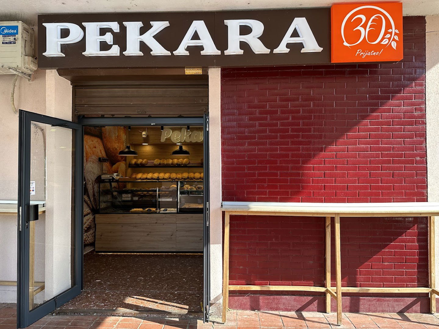 Pekara30