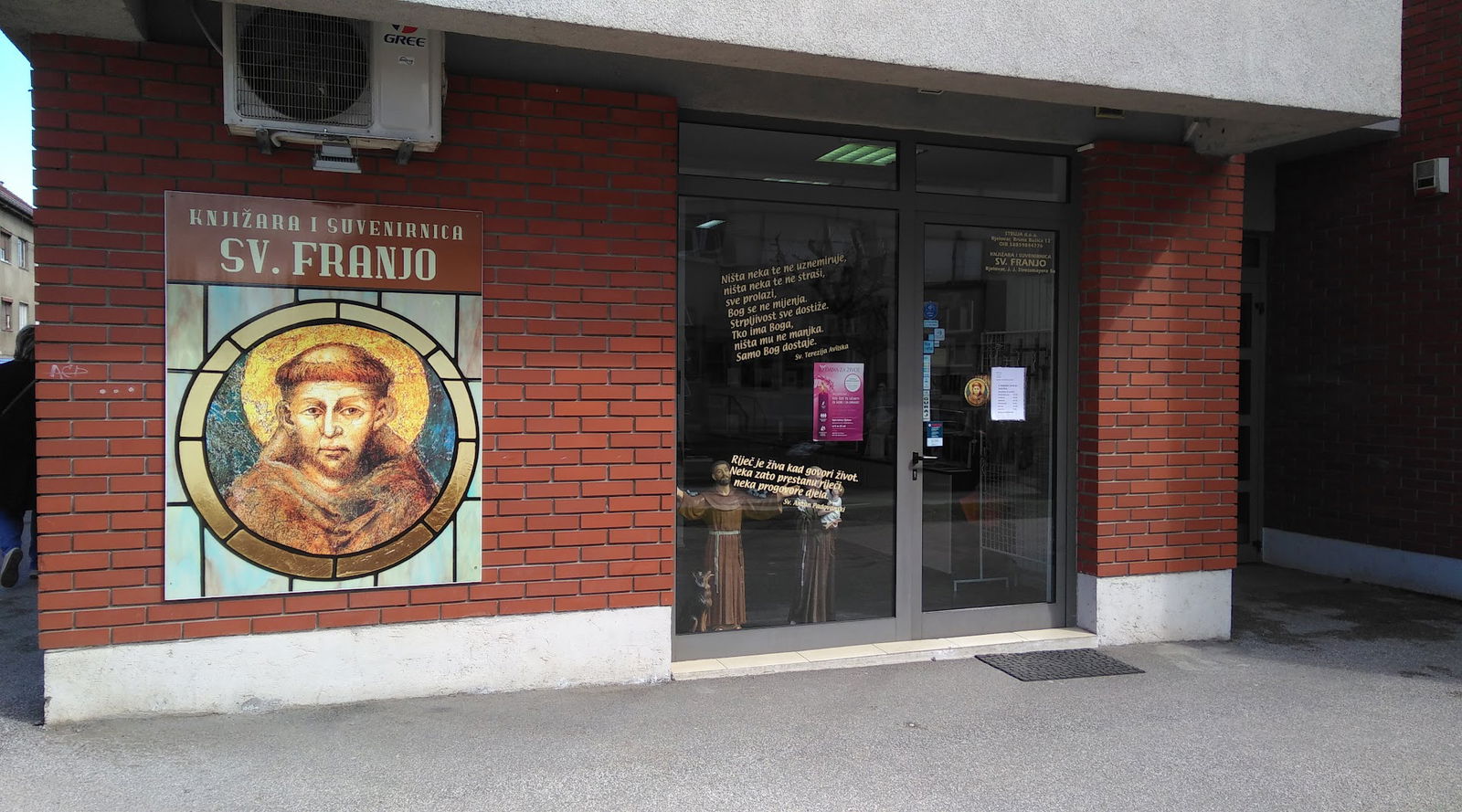 Knjižara i suvenirnica Sv. Franjo
