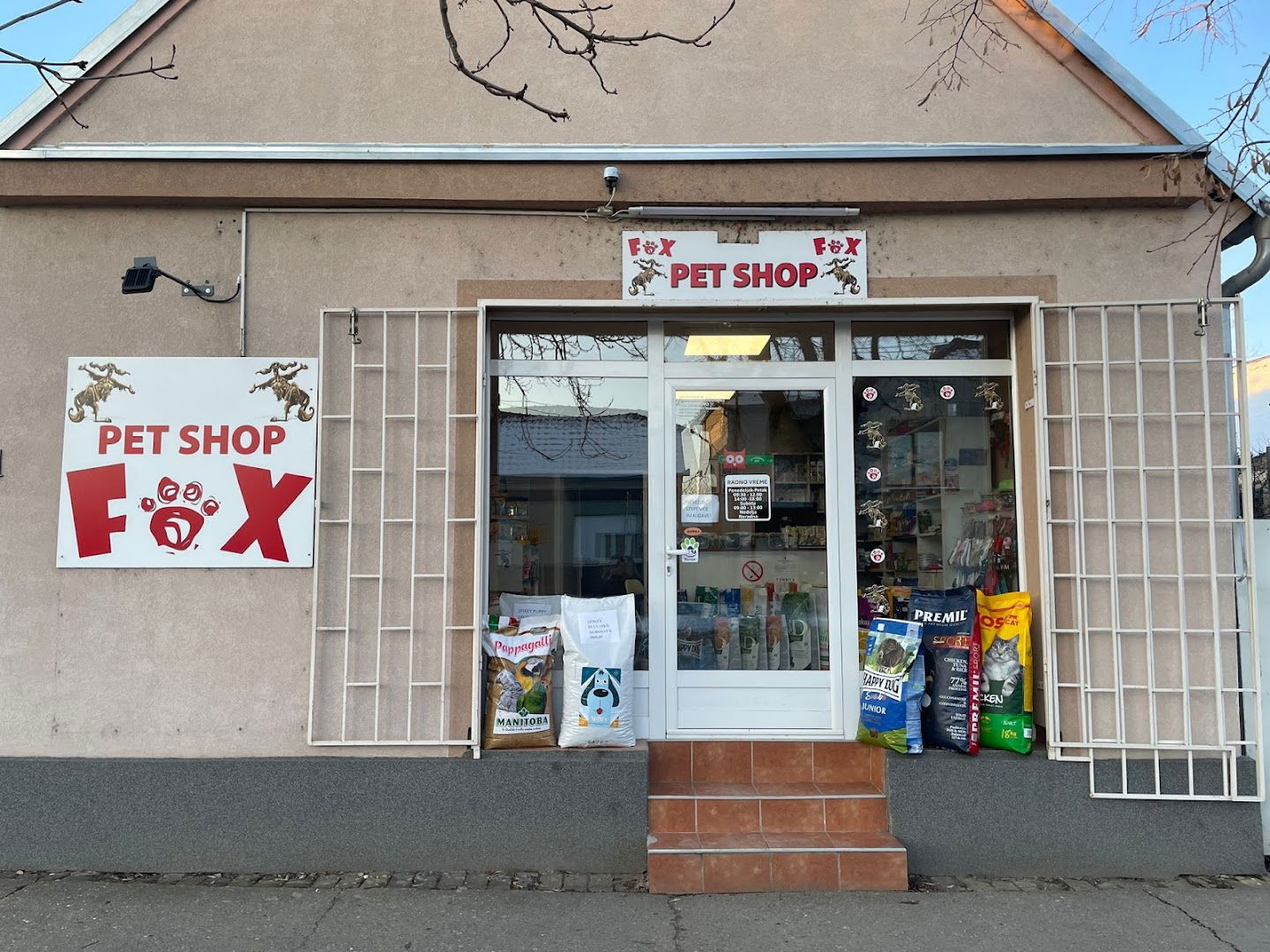 Pet shop FOX