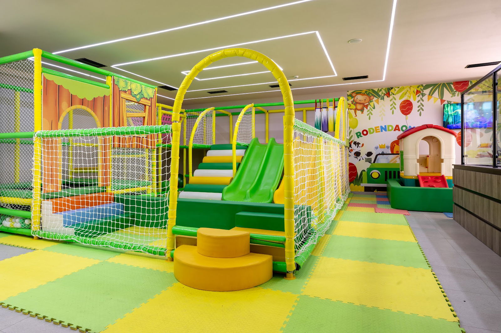 Restoran i Igraonica “GOLDEN” | Kompleks Milošević