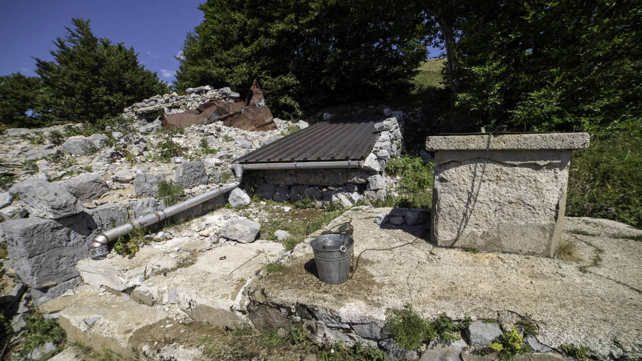 Planinarsko sklonište pod Visočicom