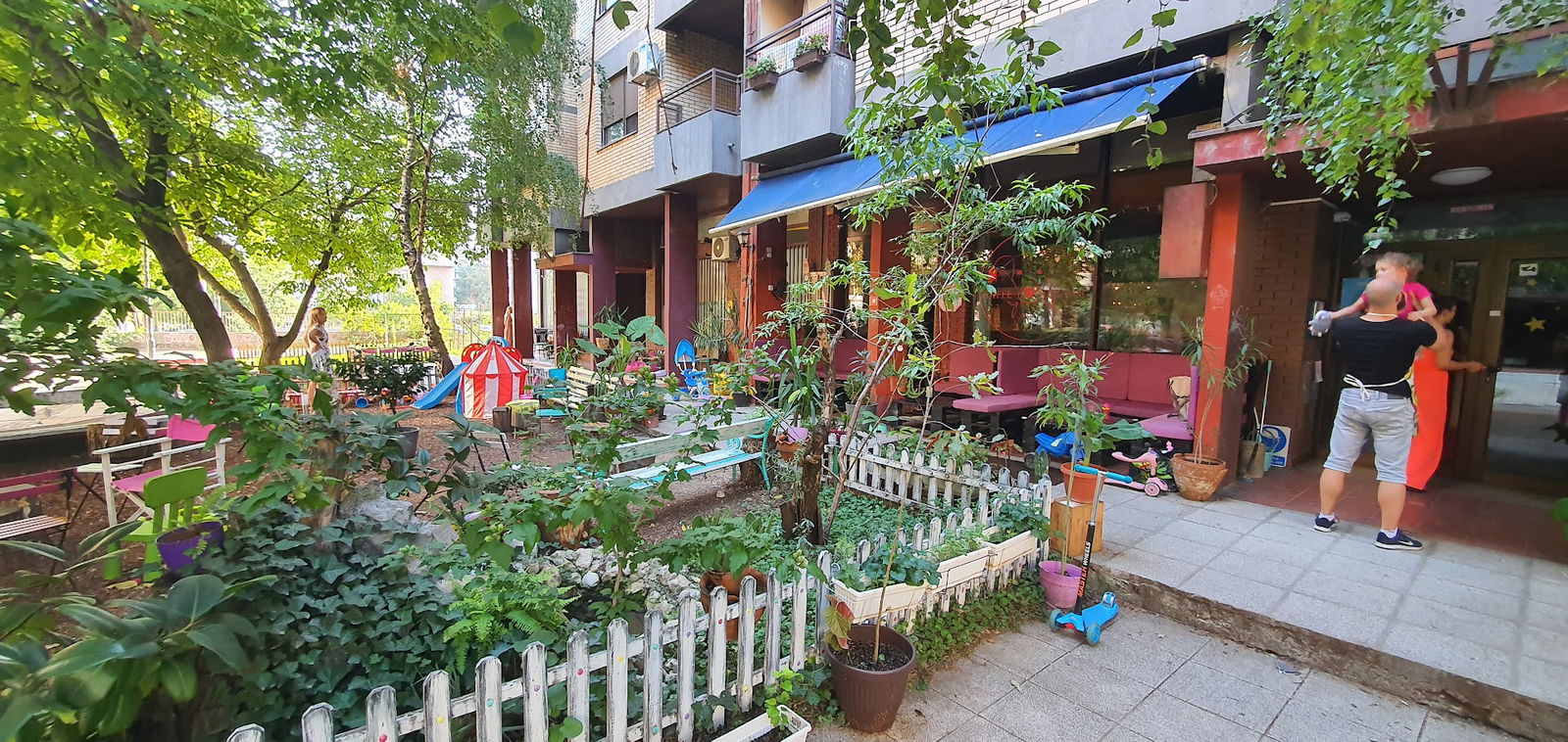 Sendvič bar "AZAAR"