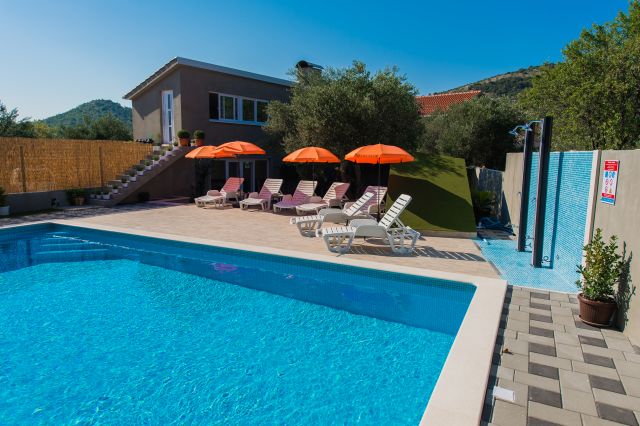 Rogoznica Apartments Villa Monique