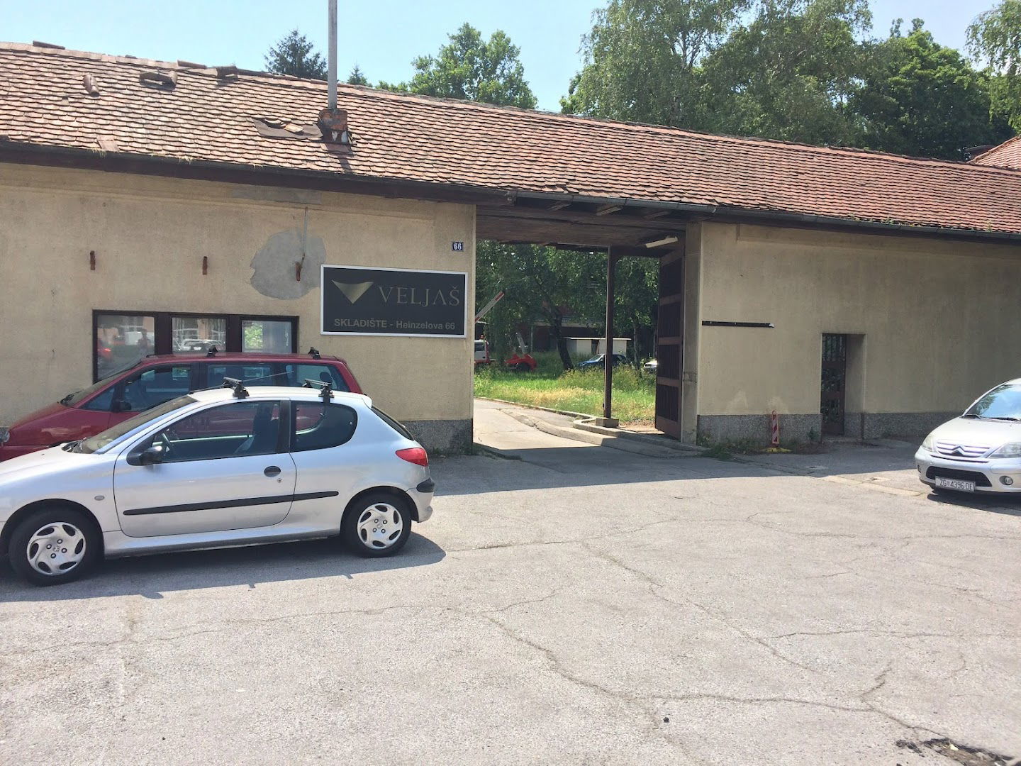 Veljaš skladište