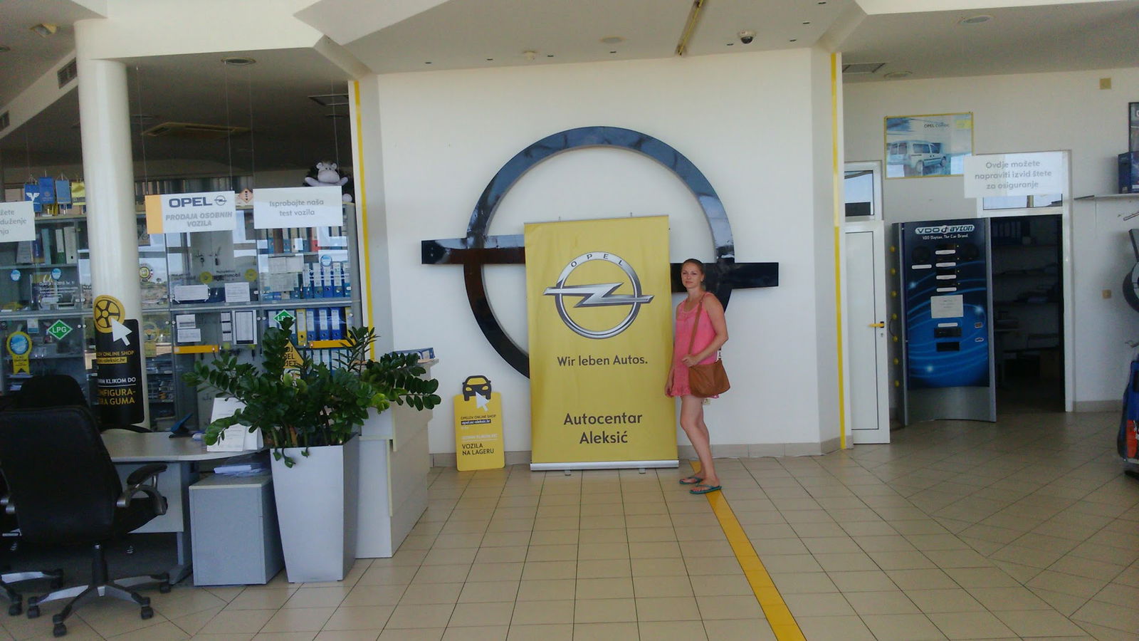Opel dealership