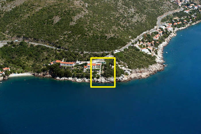 Apartments Bajo - Vrbica (free parking)