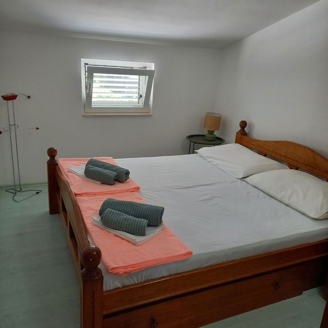 Villa Katarina-Pag, vlasnik Rajković