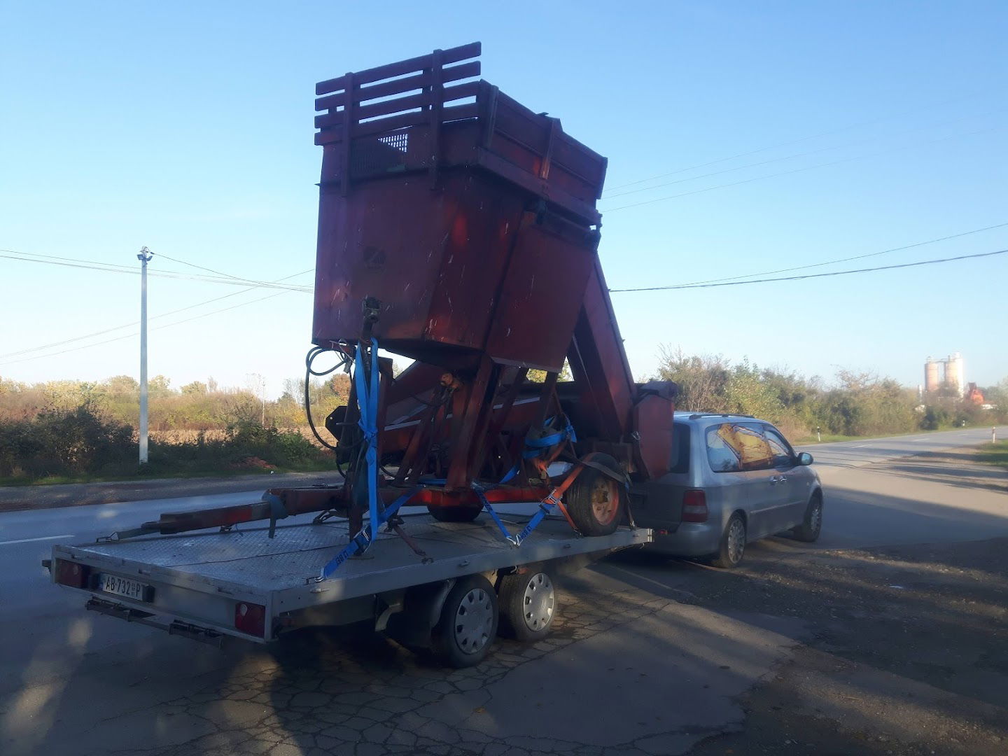 Prodaja polovnih viljuškara - Tri Brata - Linde Srbija