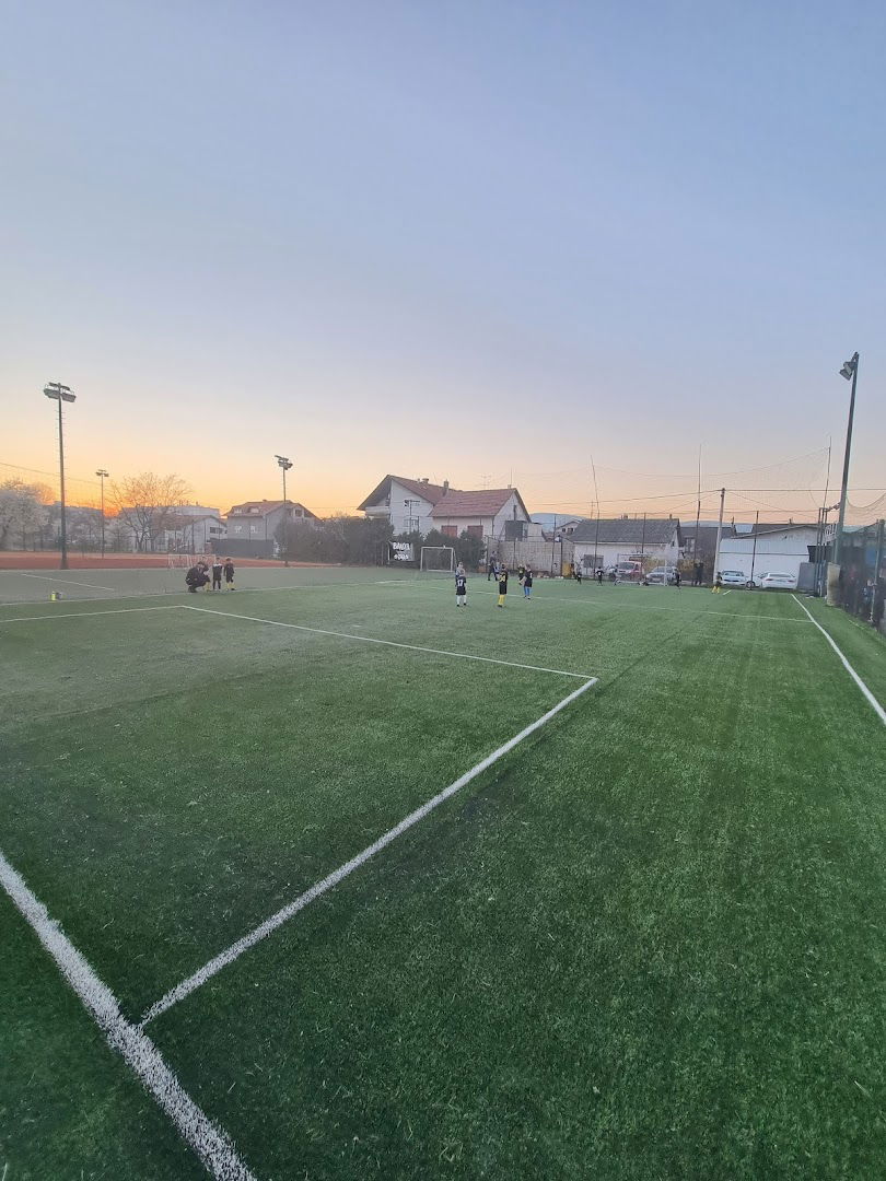 Mali nogomet Dubrava