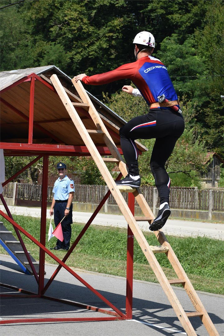 Sportski centar Merhatovec