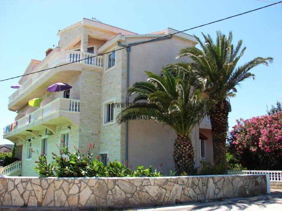 Apartments Esperanza