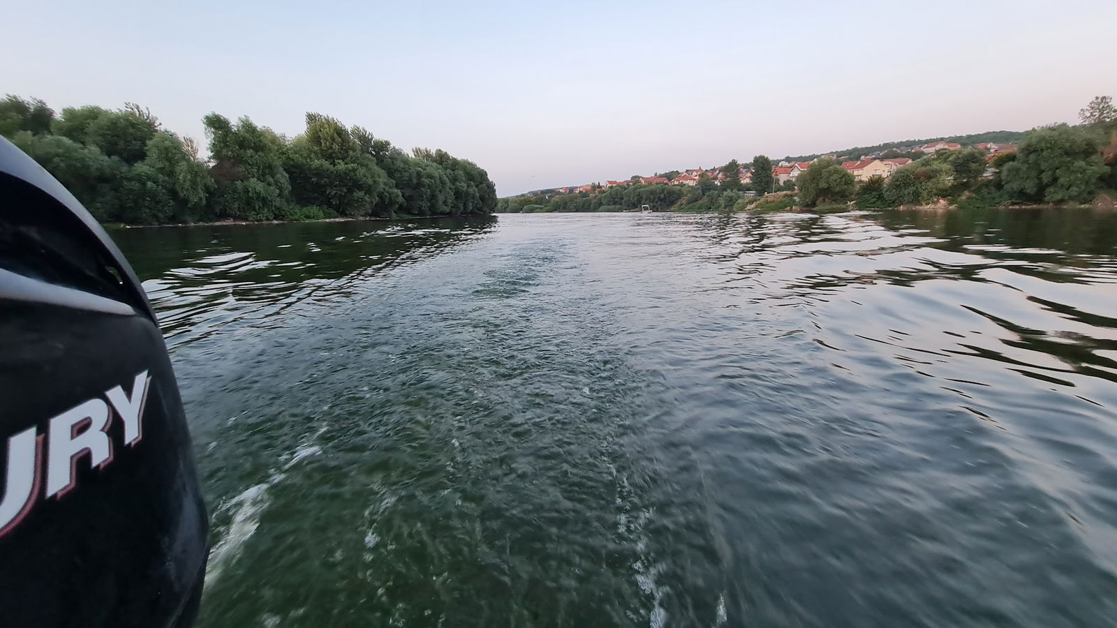 Udruženje za Sport i Rekreaciju na Vodi "Karaburma"