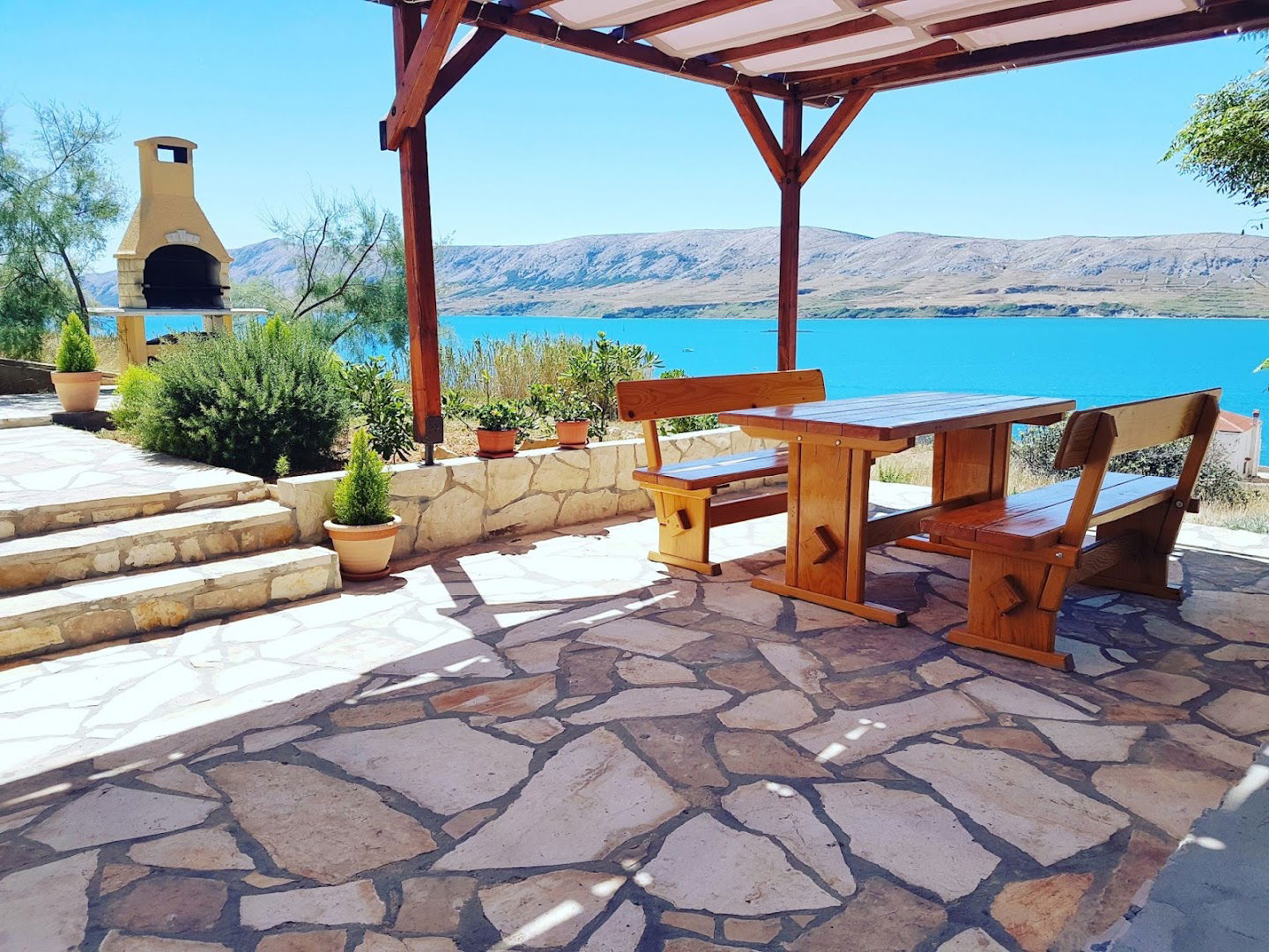 Apartments Stella Novalja