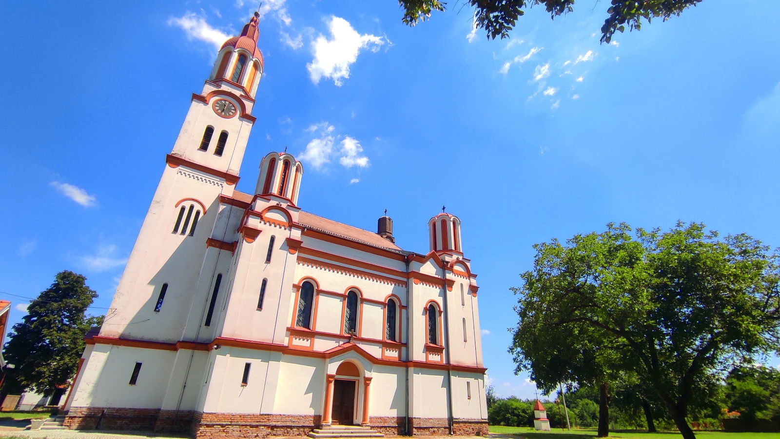 Hram Svetog Velikomučenika Pantelejmona