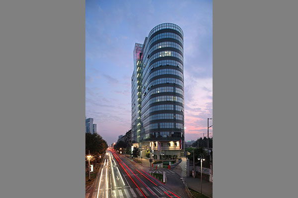 108 Real Estate Advisory Adria