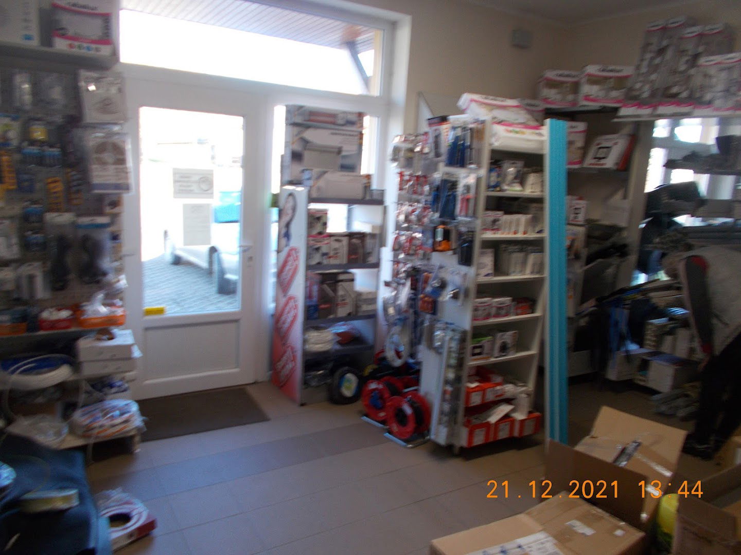 Konrád Béla Erősáramú villanyszerelő