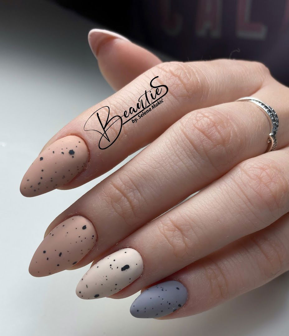 BeautieS by Selena Makic