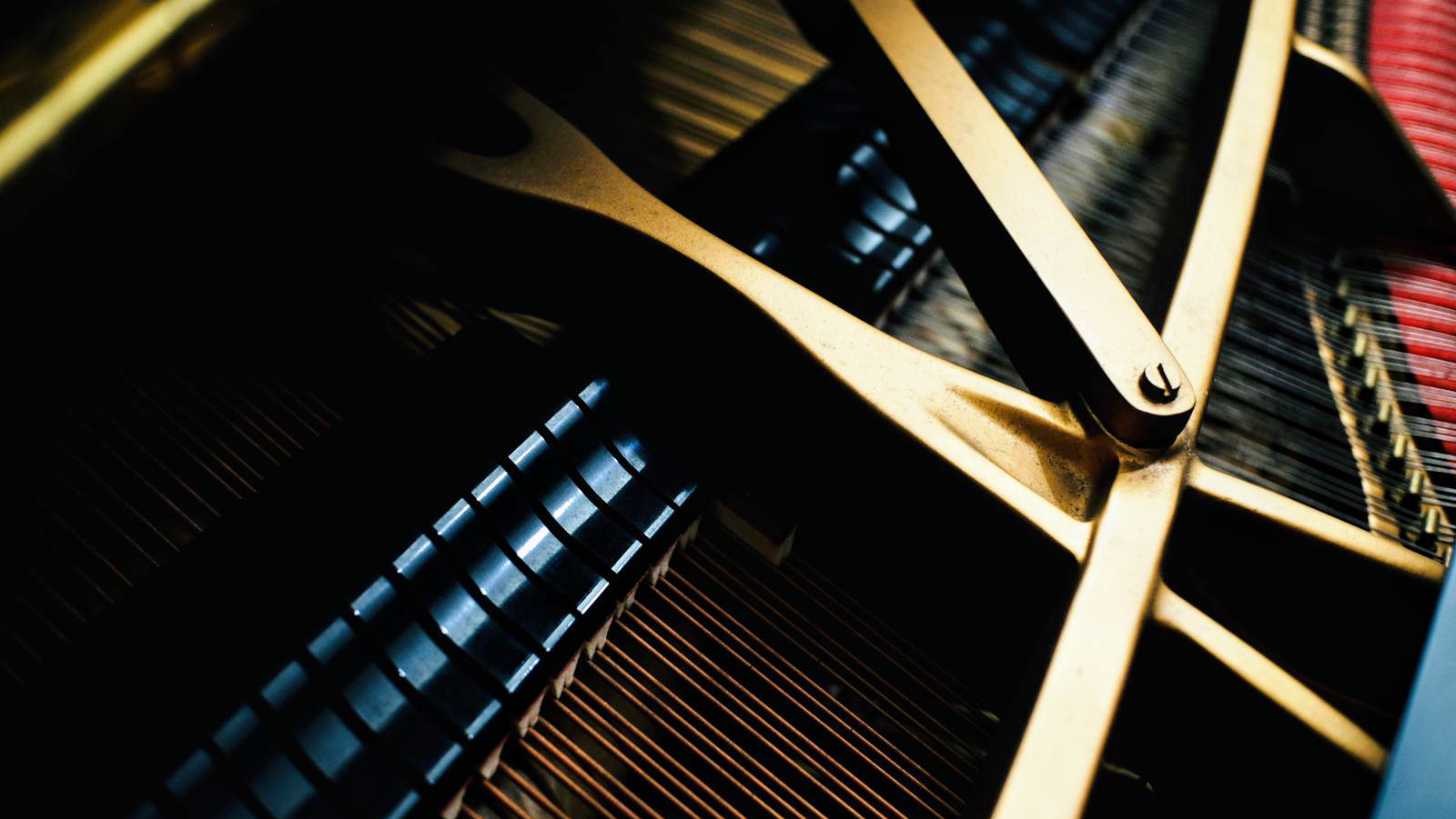 Glazbala Jantolek, obrt za popravak i ugađanje klavira i pijanina